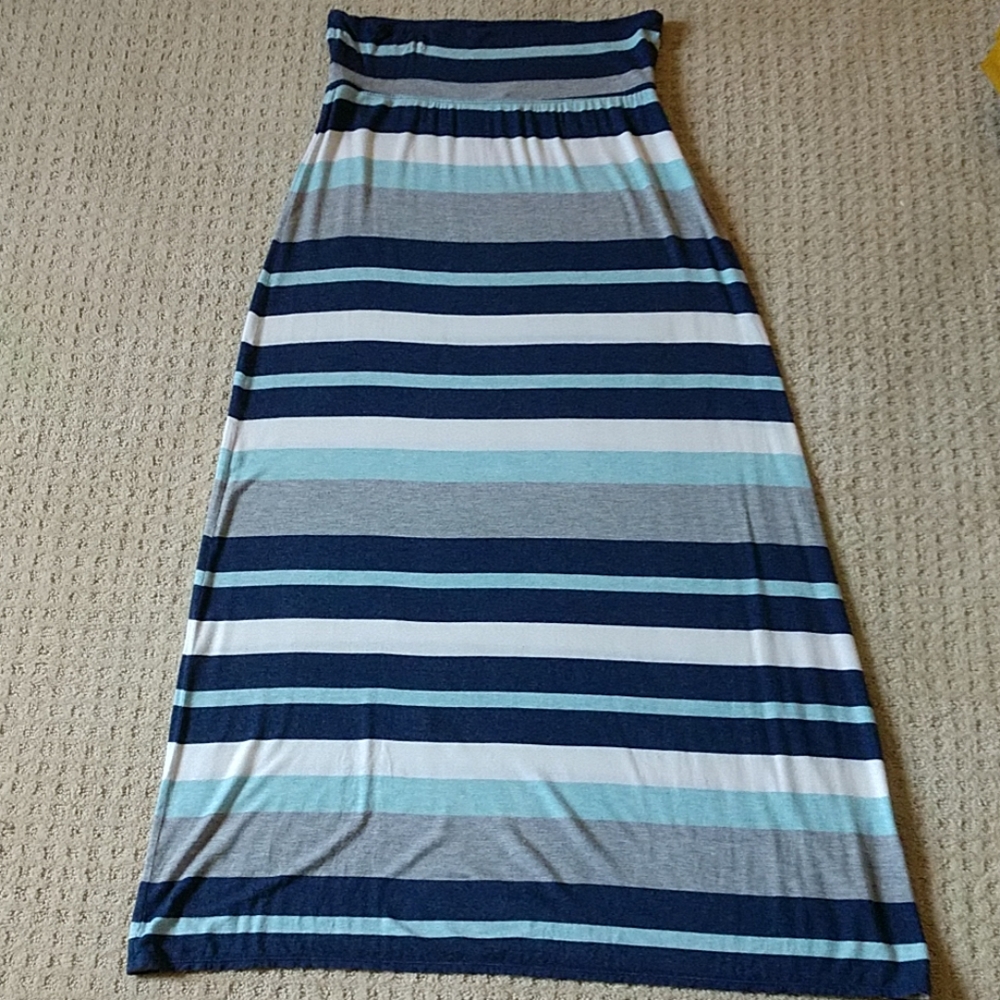 Maxi skirt